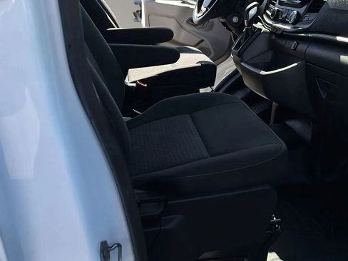 Used 2020 Ford Transit 250 Medium Roof RWD image 21