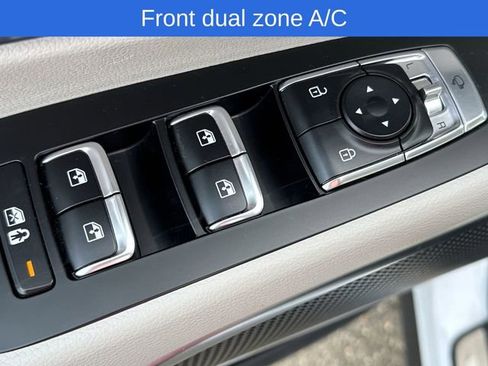 Certified 2022 Kia Telluride SX w/ Nightfall Edition Package image 17