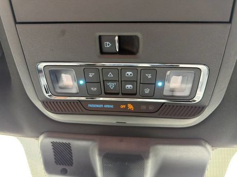 Used 2025 Ford F150 Lightning Lariat AWD/4WD image 42
