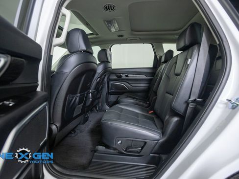 Used 2023 Kia Telluride SX AWD/4WD image 25