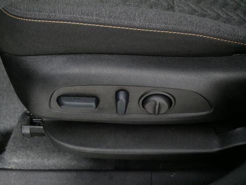 Used 2024 Chevrolet Equinox LT AWD/4WD image 20