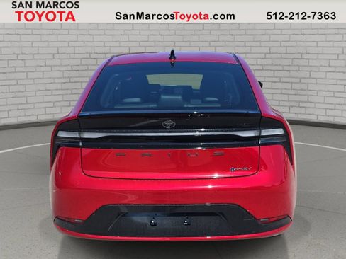 New 2026 Toyota Prius Plug-In Hybrid FWD image 6