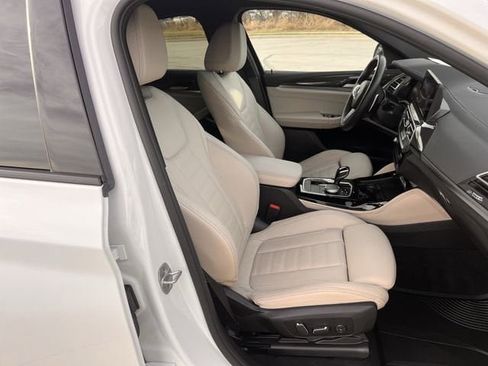 Used 2024 BMW X4 M40i image 24
