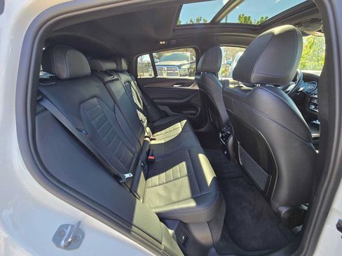 Used 2019 BMW X4 xDrive30i w/ Executive Package AWD/4WD image 12