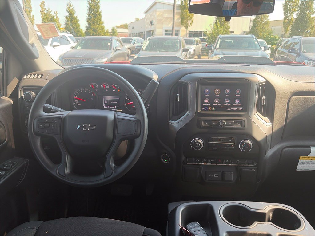 Used 2024 Chevrolet Silverado 1500 Custom Trail Boss w/ Turbomax Blackout Package AWD/4WD image 14