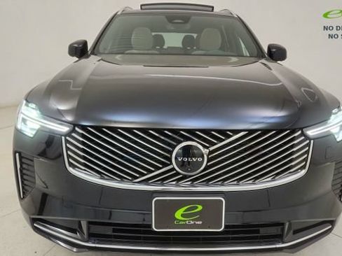 Used 2026 Volvo XC90 B5 Plus w/ Protection Package AWD/4WD image 17