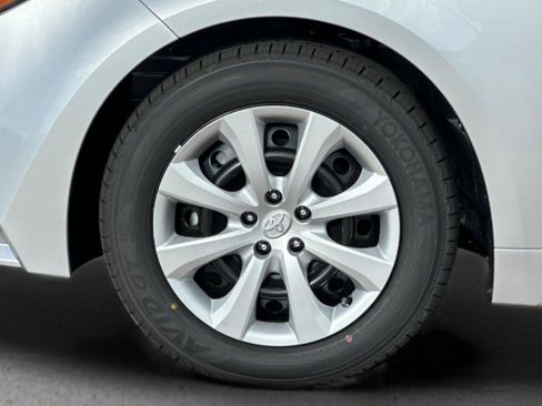 New 2026 Toyota Corolla LE FWD image 27