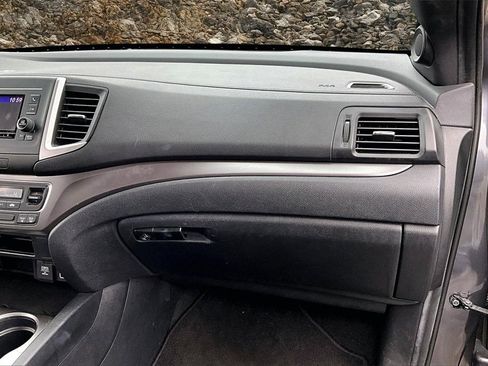 Used 2019 Honda Passport Sport image 11