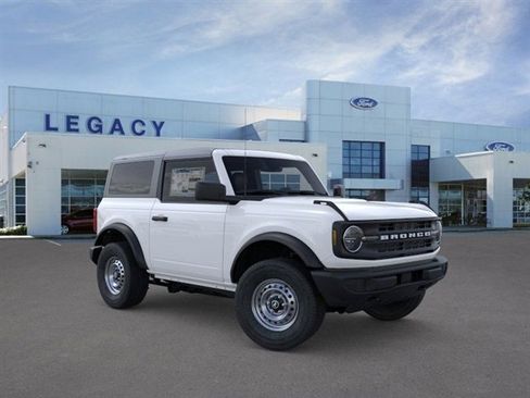 New 2025 Ford Bronco 2-Door image 7