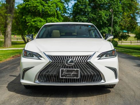 Used 2020 Lexus ES 350 w/ Premium Package FWD image 2