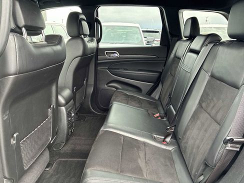 Used 2022 Jeep Grand Cherokee Laredo X image 23