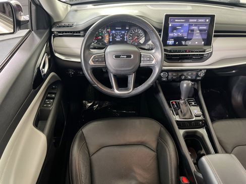 Used 2022 Jeep Compass Limited image 20