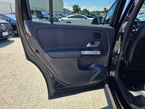 Used 2024 Mercedes-Benz EQB 250+ image 15