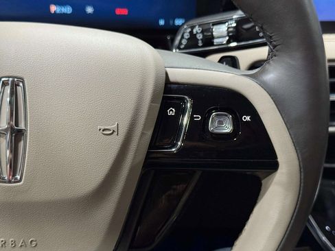 Certified 2024 Lincoln Corsair Reserve w/ Equipment Group 201A image 11