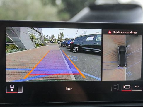 Certified 2023 Audi Q5 2.0T Premium Plus w/ Premium Plus Package image 27