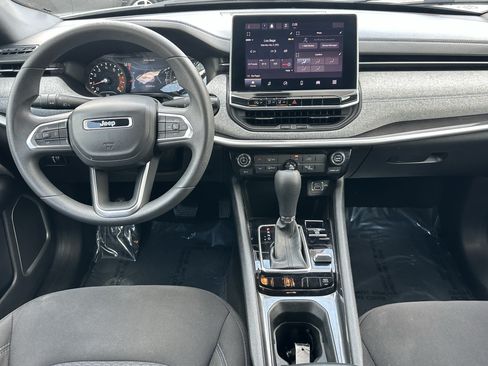Used 2023 Jeep Compass Sport AWD/4WD image 22