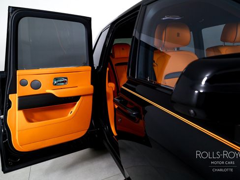Used 2023 Rolls-Royce Cullinan AWD/4WD image 29