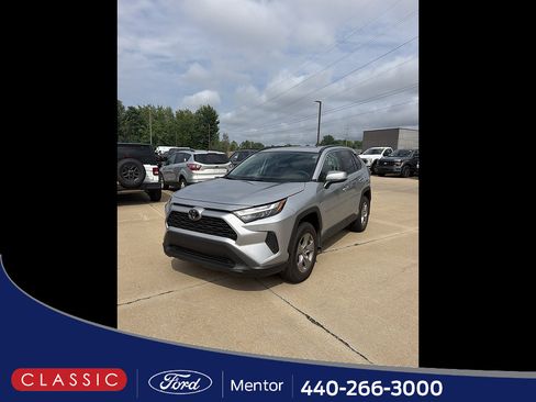 Used 2025 Toyota RAV4 XLE w/ Convenience Package AWD/4WD image 1
