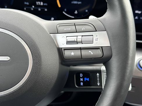 Certified 2024 Hyundai Kona Limited AWD/4WD image 9