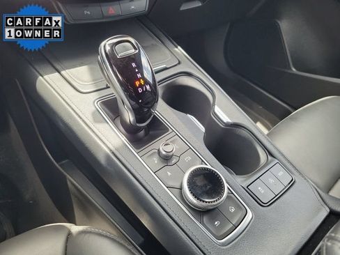 Used 2025 Cadillac XT4 Premium Luxury FWD image 33