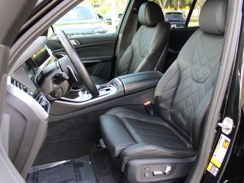 Used 2023 BMW X5 xDrive45e w/ M Sport Package image 16