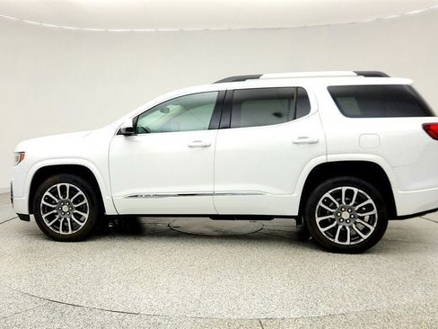 Used 2022 GMC Acadia Denali AWD/4WD image 8