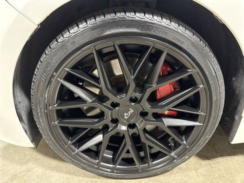 Used 2023 Kia Stinger GT2 w/ Red Interior Color Package image 27