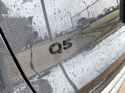 Used 2025 Audi Q5 Premium Plus w/ Premium Plus image 33