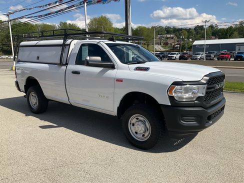 Used 2022 RAM 2500 Tradesman AWD/4WD image 3