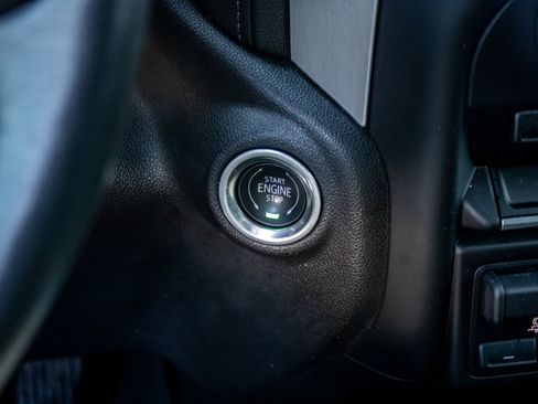 Used 2020 GMC Sierra 1500 SLT image 31