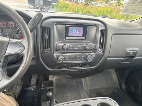 Used 2015 Chevrolet Silverado 1500 W/T w/ Snow Plow Prep Package AWD/4WD image 19
