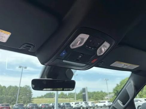 New 2026 RAM 1500 Express AWD/4WD image 12