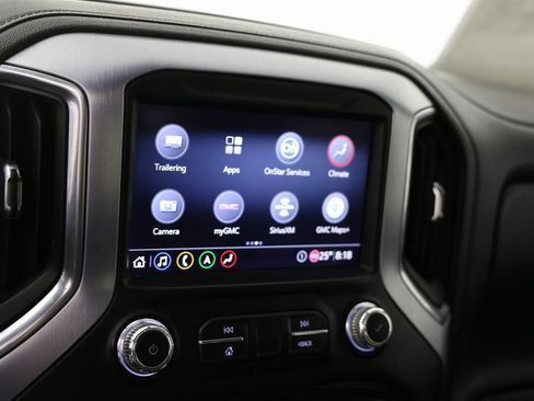 Used 2020 GMC Sierra 3500 SLT w/ SLT Convenience Package image 7