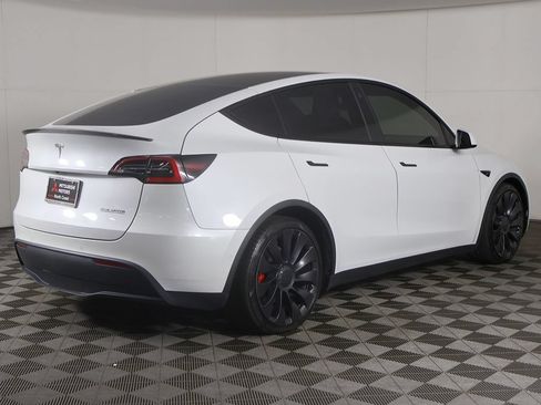 Used 2021 Tesla Model Y Performance AWD/4WD image 9