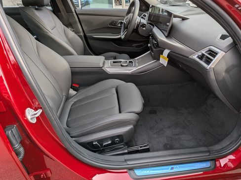 New 2026 BMW 330i xDrive Sedan w/ M Sport Package image 38