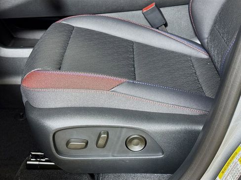 New 2026 Chevrolet Equinox RS FWD image 17