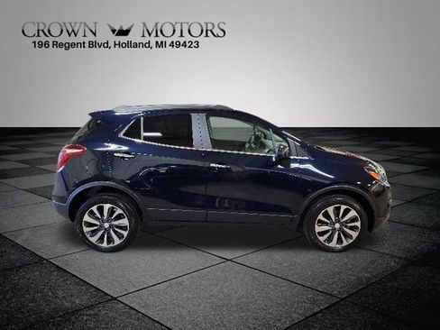 Used 2022 Buick Encore Preferred w/ Safety Package AWD/4WD image 2