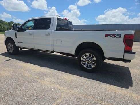 Used 2021 Ford F350 Limited AWD/4WD image 7
