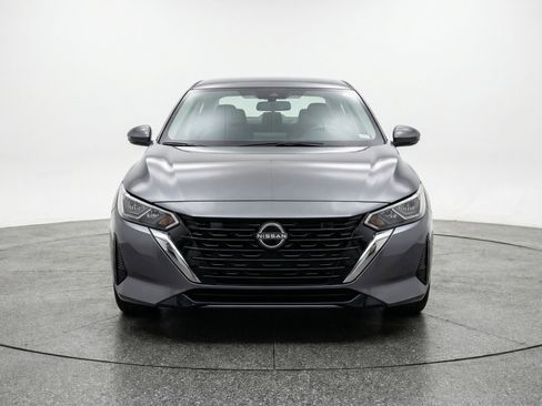 Used 2025 Nissan Sentra S FWD image 2