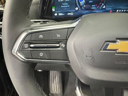 New 2026 Chevrolet Equinox LT w/ Convenience Package II AWD/4WD image 17