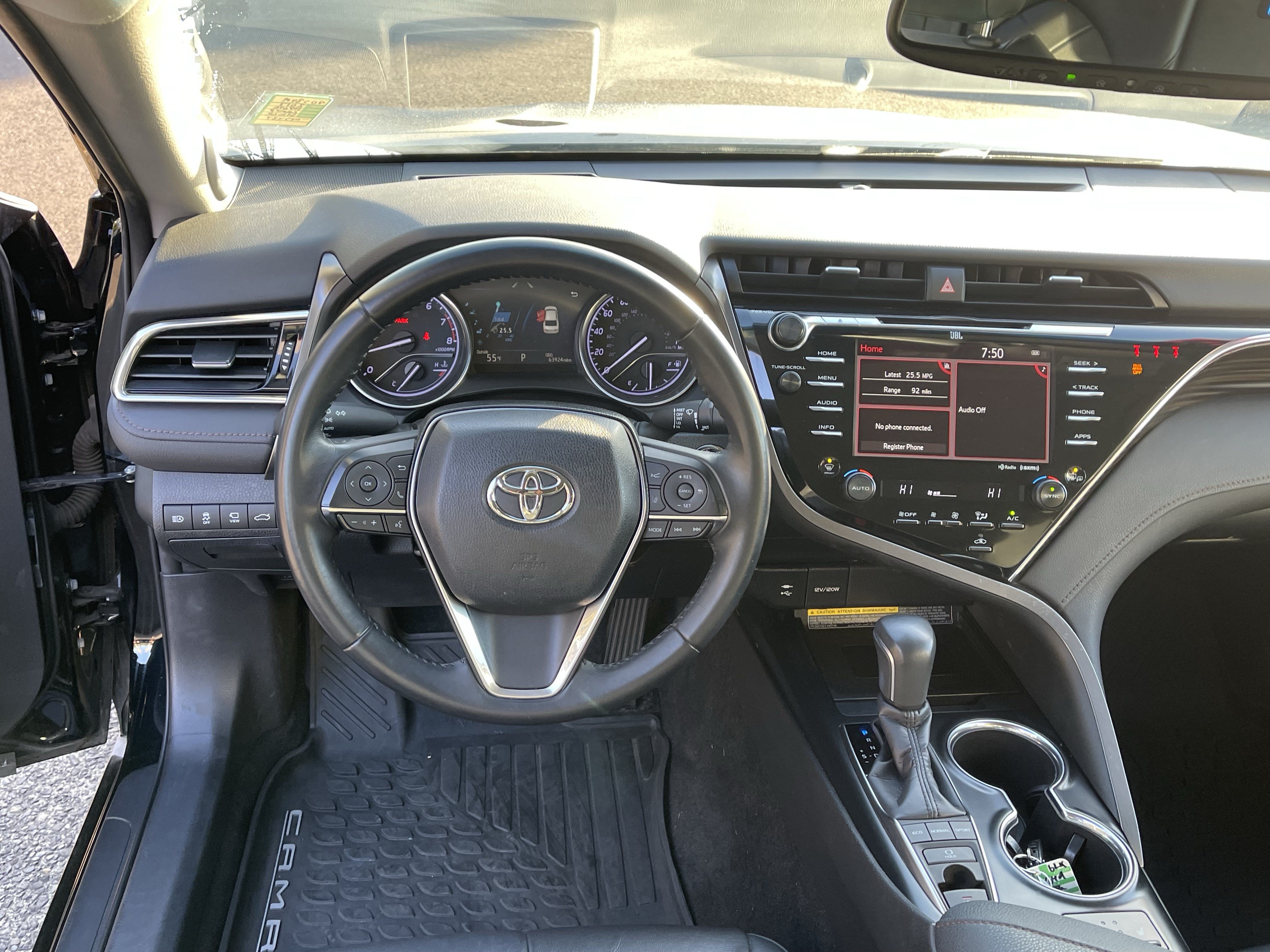 Certified 2018 Toyota Camry XLE w/ Audio Package FWD image 11