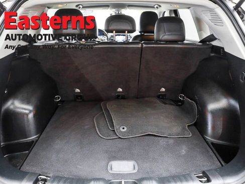 Used 2021 Jeep Compass Limited image 9