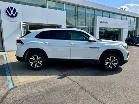 New 2026 Volkswagen Atlas Cross Sport SE AWD/4WD image 8