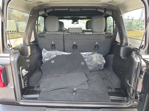 Certified 2025 Jeep Wrangler Unlimited Sahara image 18