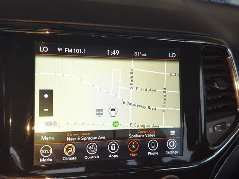 Used 2021 Jeep Grand Cherokee Limited image 23