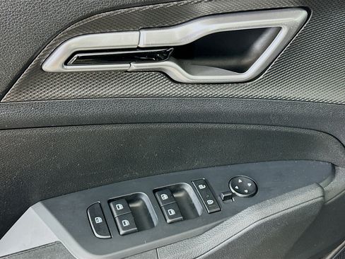 Used 2025 Kia Sportage LX image 15