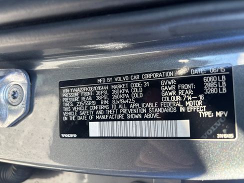 Used 2016 Volvo XC90 T6 Momentum image 14