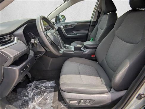 Used 2023 Toyota RAV4 XLE FWD image 16