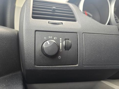 Used 2008 Dodge Grand Caravan SE image 20