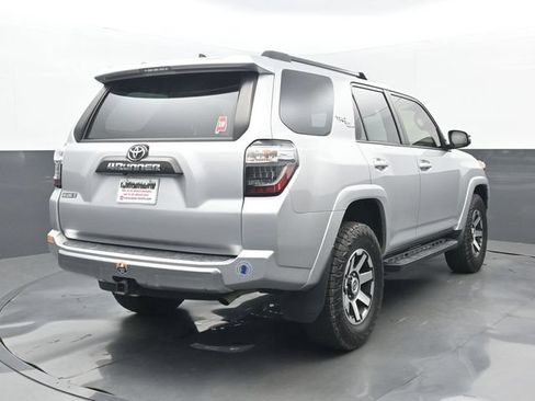 Used 2024 Toyota 4Runner TRD Off-Road Premium w/ Moonroof Package AWD/4WD image 6
